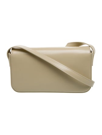 Celine Triomphe Claude 2023