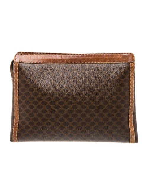 Celine Macadam Portfolio