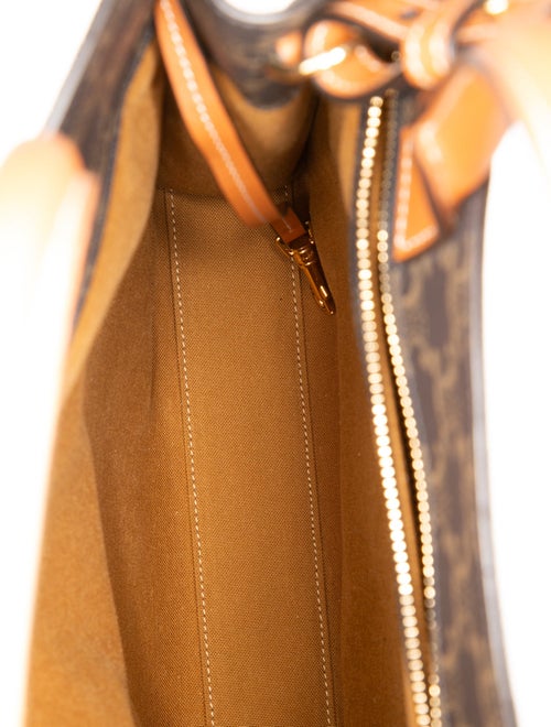 Celine Triomphe Vertical Cabas