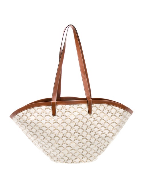 Celine Triomphe Couffin Medium