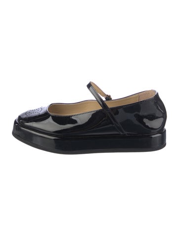 Pre-owned Celine Patent Leather Lasercut Accents Mary Jane Flats In Black