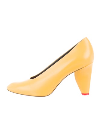 Celine Céline Leather Pointed-Toe Pumps