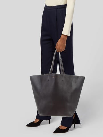 Céline Handbags The Realreal Céline