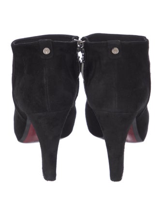 Cesare Paciotti Suede Pumps