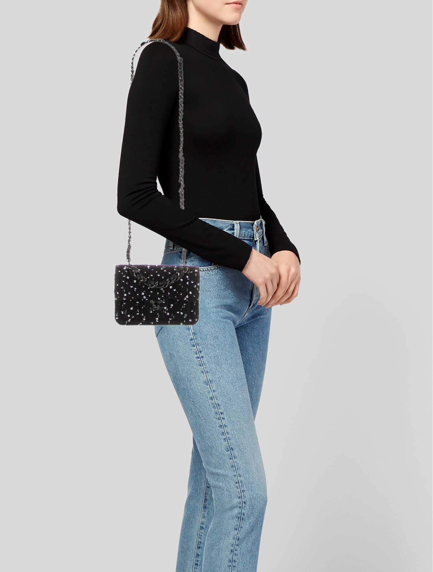 ショルダーバッグ・ポシェット × ヴィンテージ(中古) Chanel Sequin 19 Round Mini Crossbody Bag シャネル19チェーンクラッチサークルミニバッグAP0945【USED A