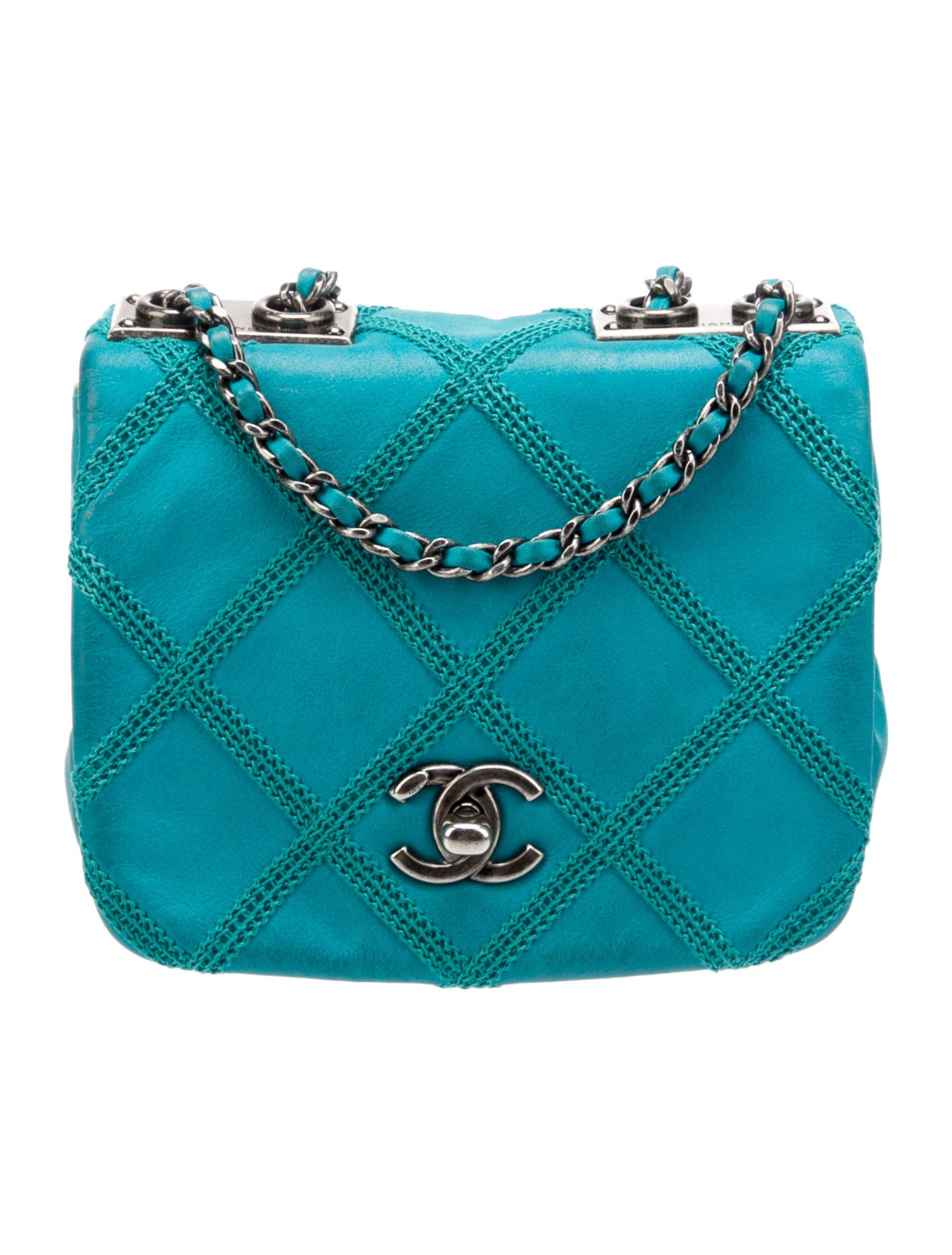 Chanel Mini Diamond Stitch Shoulder Bag