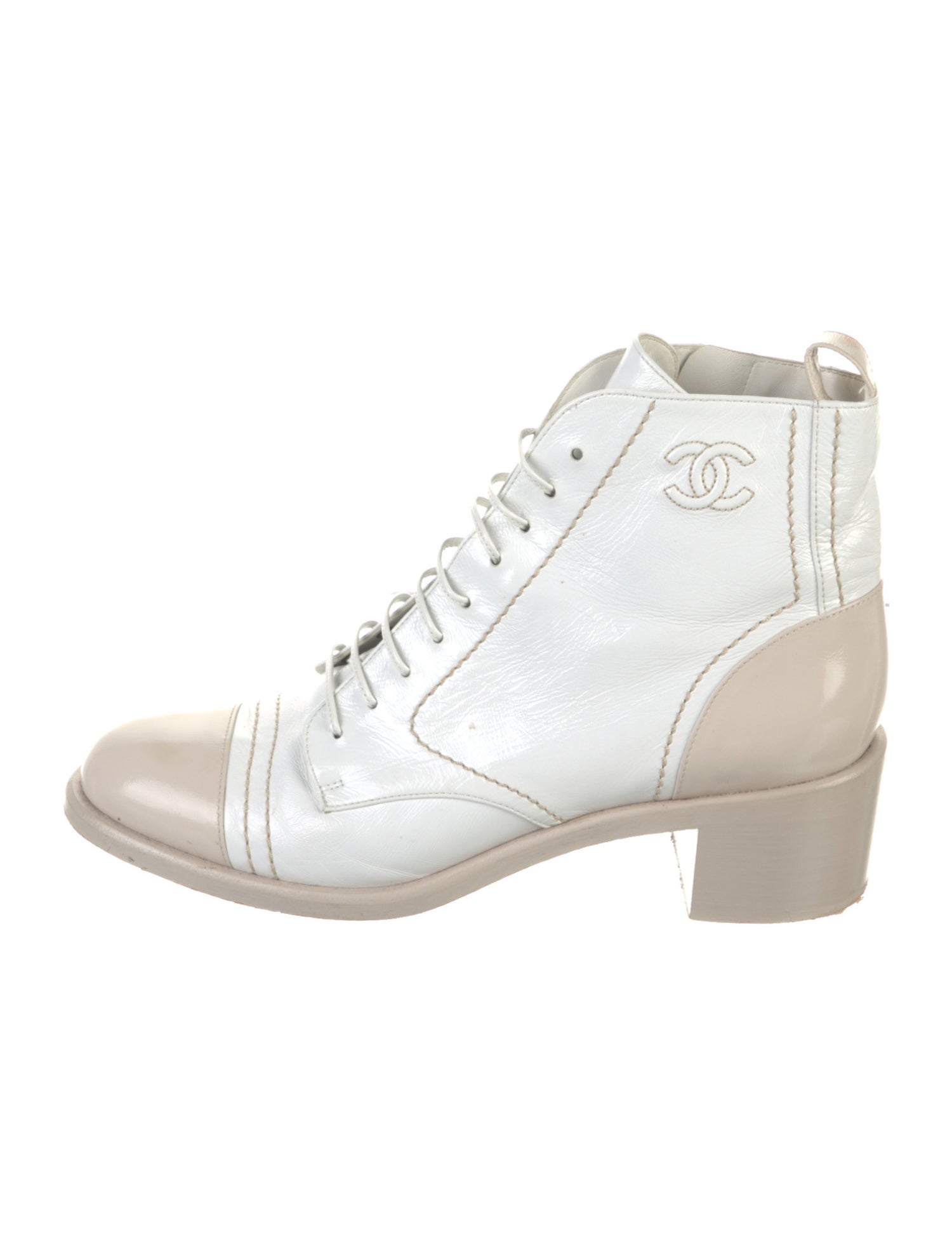 Chanel Interlocking CC Logo Leather Lace-Up Boots - Neutrals