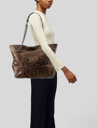 Chanel Shopping In Moscou Tote