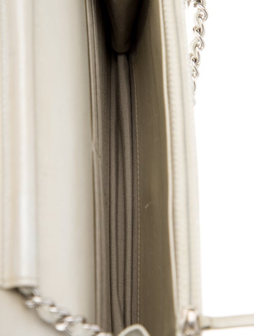 Chanel Caviar Wallet On Chain