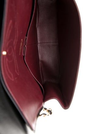 Chanel Classic Maxi Double Flap Bag