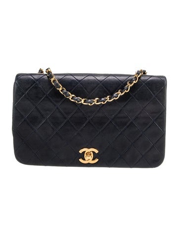 Chanel Shoulder Bags Quilted CC Flap Bag
