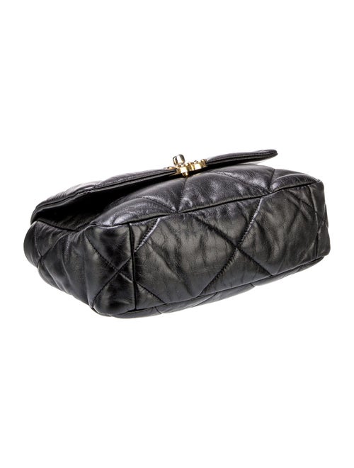 Chanel Medium 19 Flap Bag