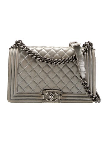 Chanel Crossbody Bags Medium Boy Bag