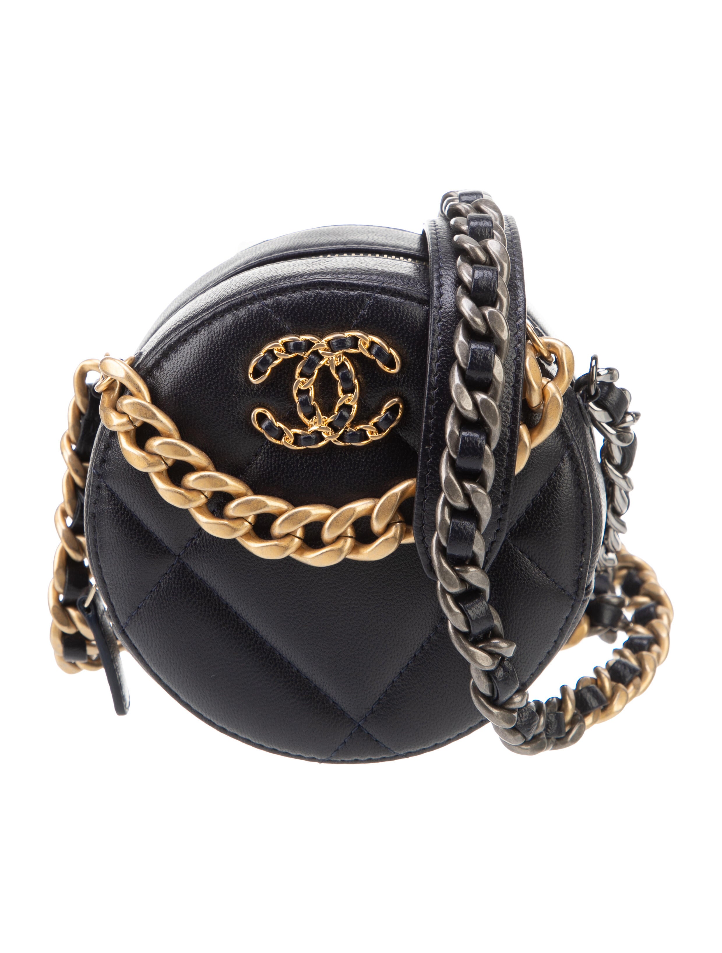 シャネル シャネル19 ラウンド CHANEL Metallic Lambskin Quilted Chanel 19 Round Clutch With