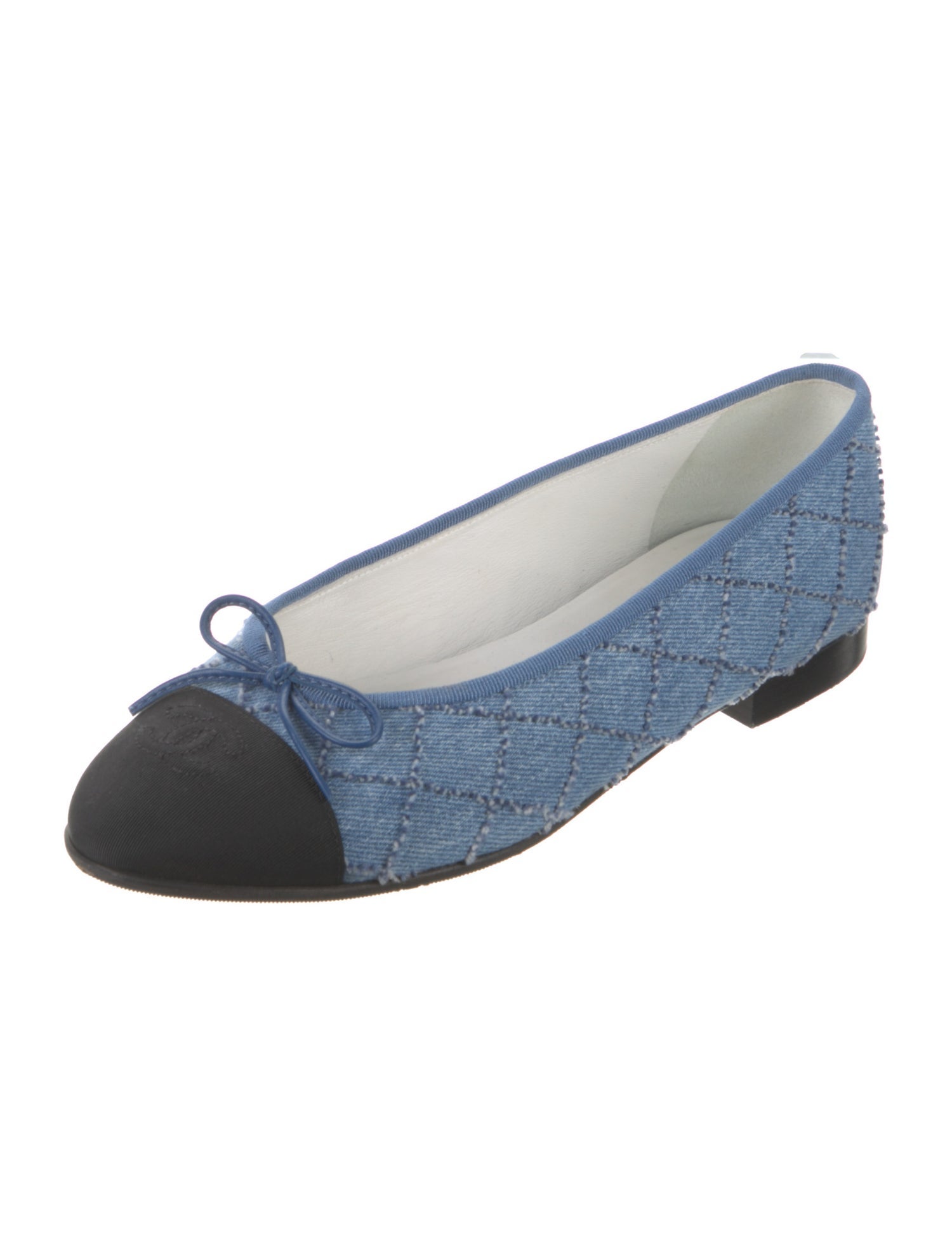 Chanel 2023 Interlocking CC Logo Ballet Flats