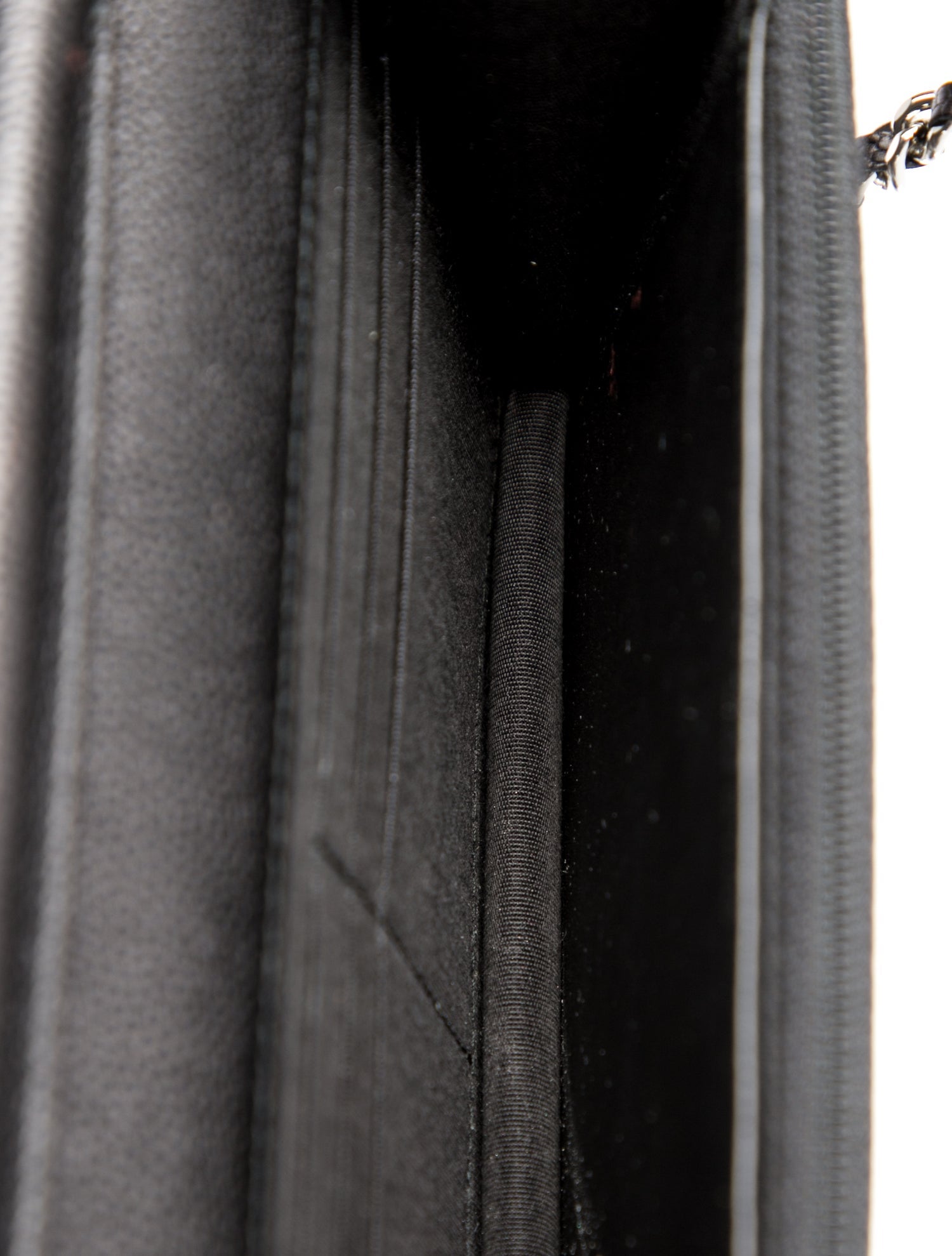 Chanel Chevron Statement Wallet On Chain