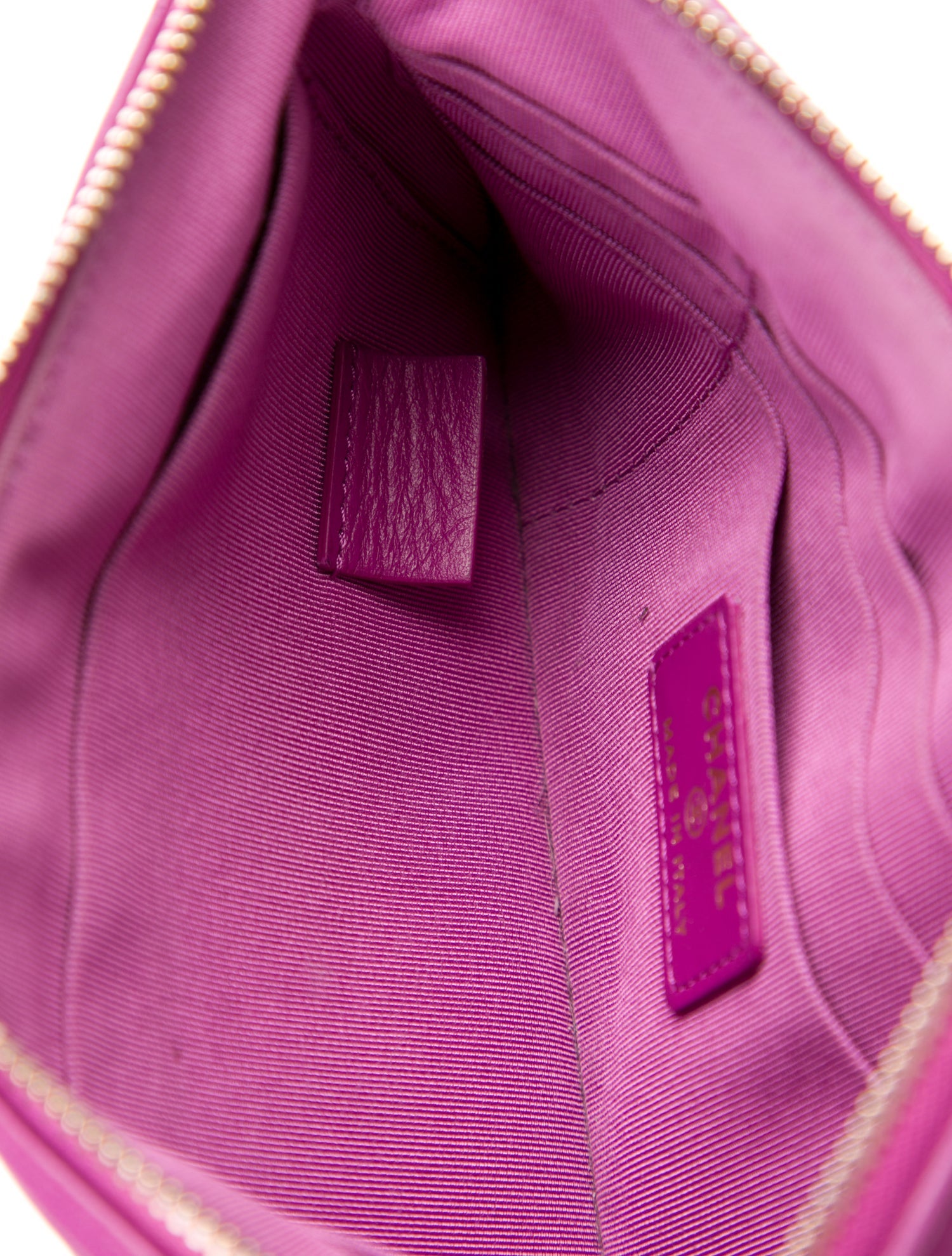 Chanel Small 19 O-Case