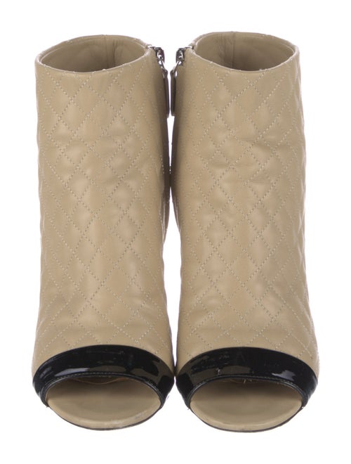 Chanel Interlocking CC Logo Leather Boots