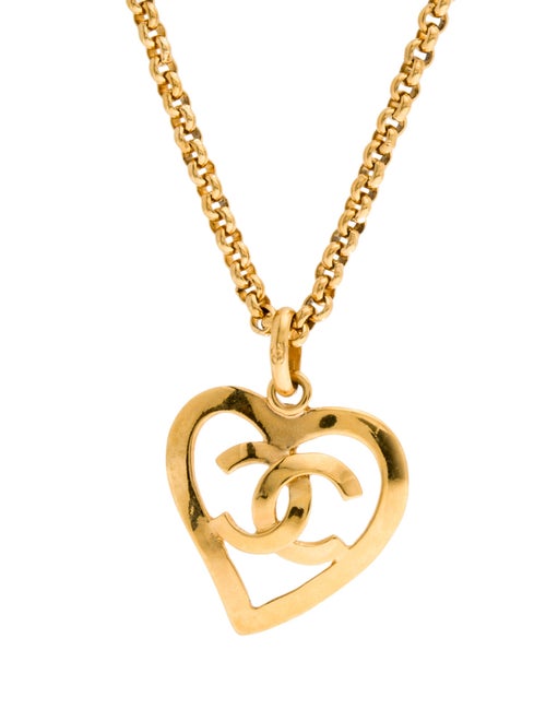 Chanel Vintage CC Logo Heart Pendant Necklace