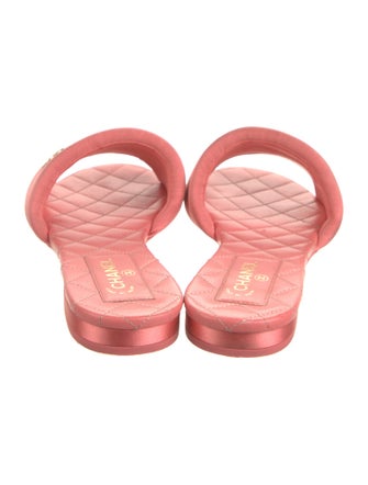 Chanel 2022 Interlocking CC Logo Slides