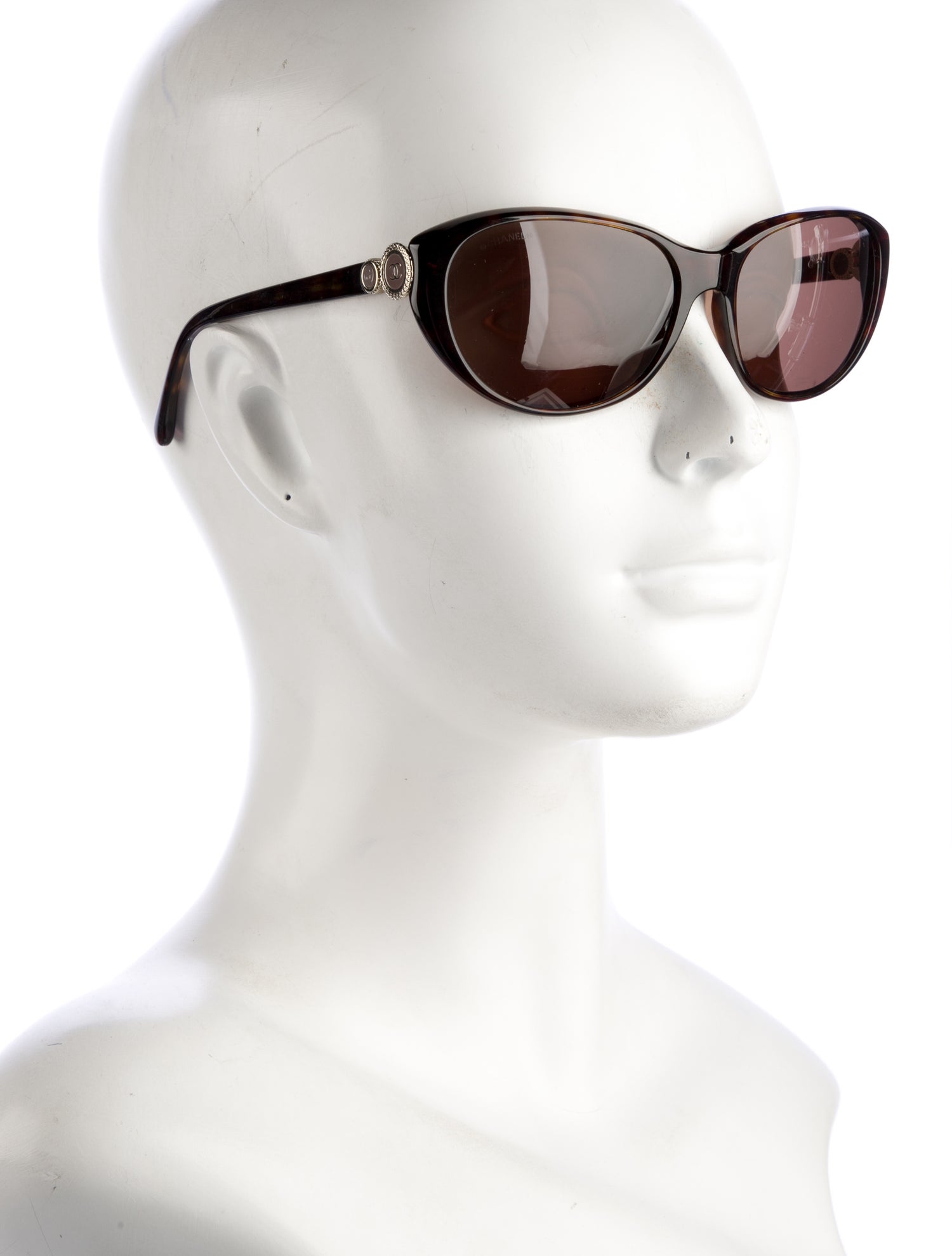 Chanel Interlocking CC Logo Cat-Eye Sunglasses