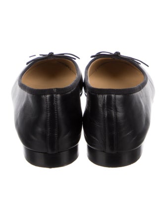 Chanel Interlocking CC Logo Leather Ballet Flats