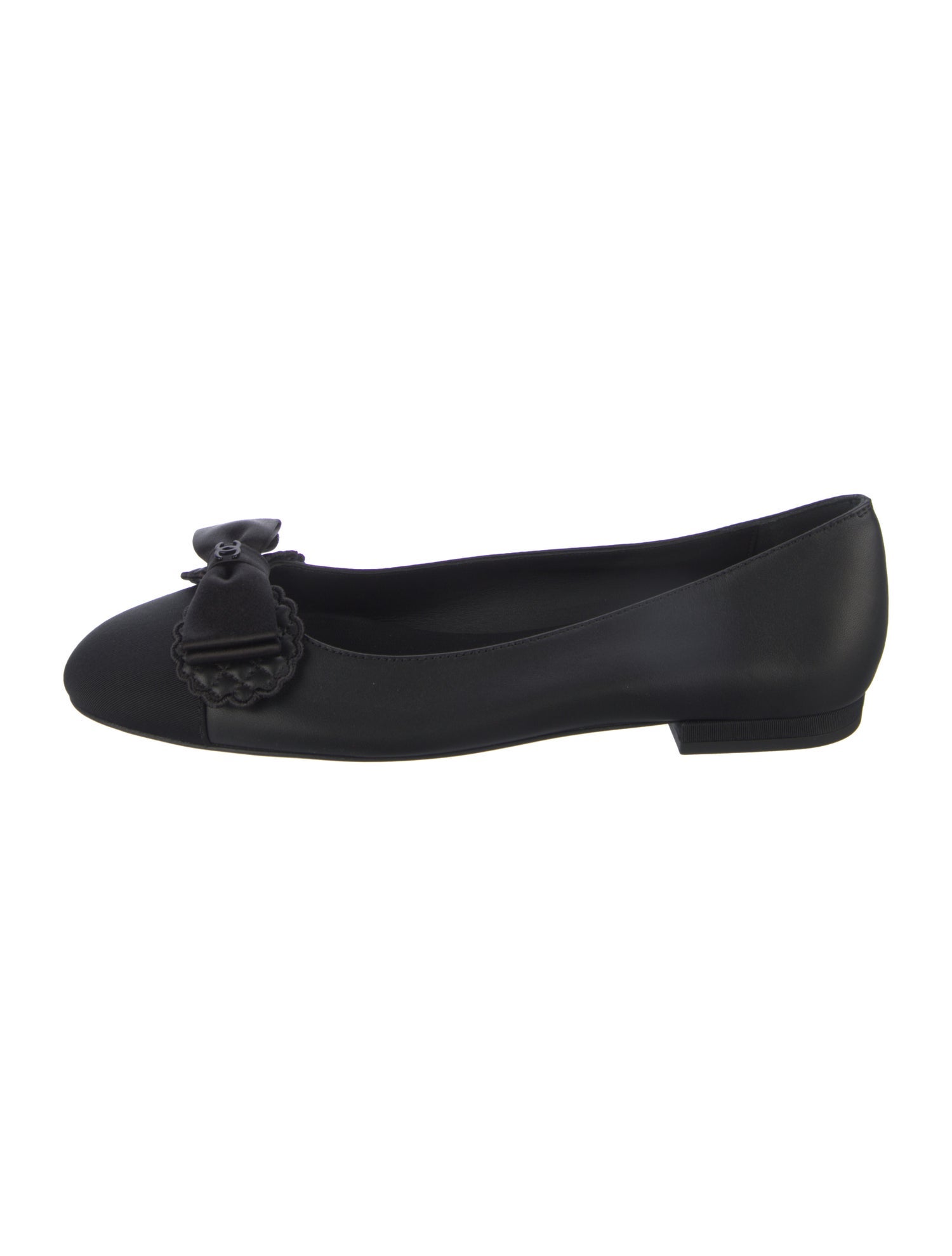 Chanel 2024 Interlocking CC Logo Ballet Flats