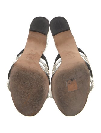 Chanel 2020 Interlocking CC Logo Slides