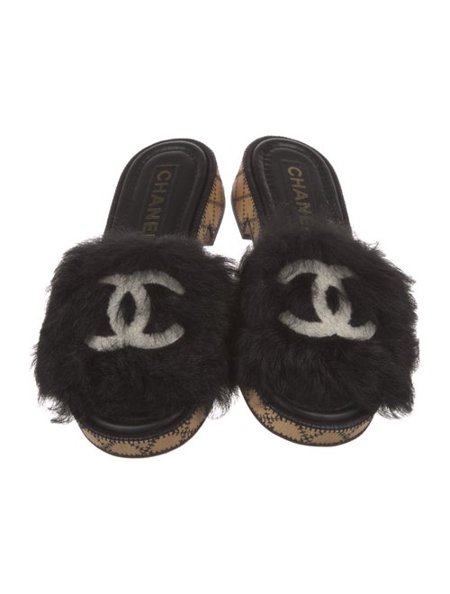 Chanel 2022 Interlocking CC Logo Slides