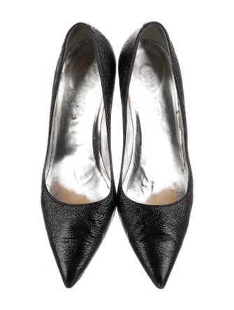 Chanel 2010's Interlocking CC Logo Pumps