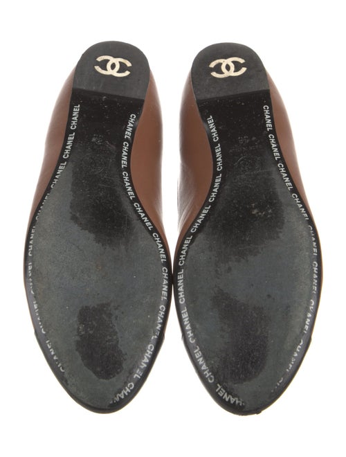 Chanel Interlocking CC Logo Leather Ballet Flats