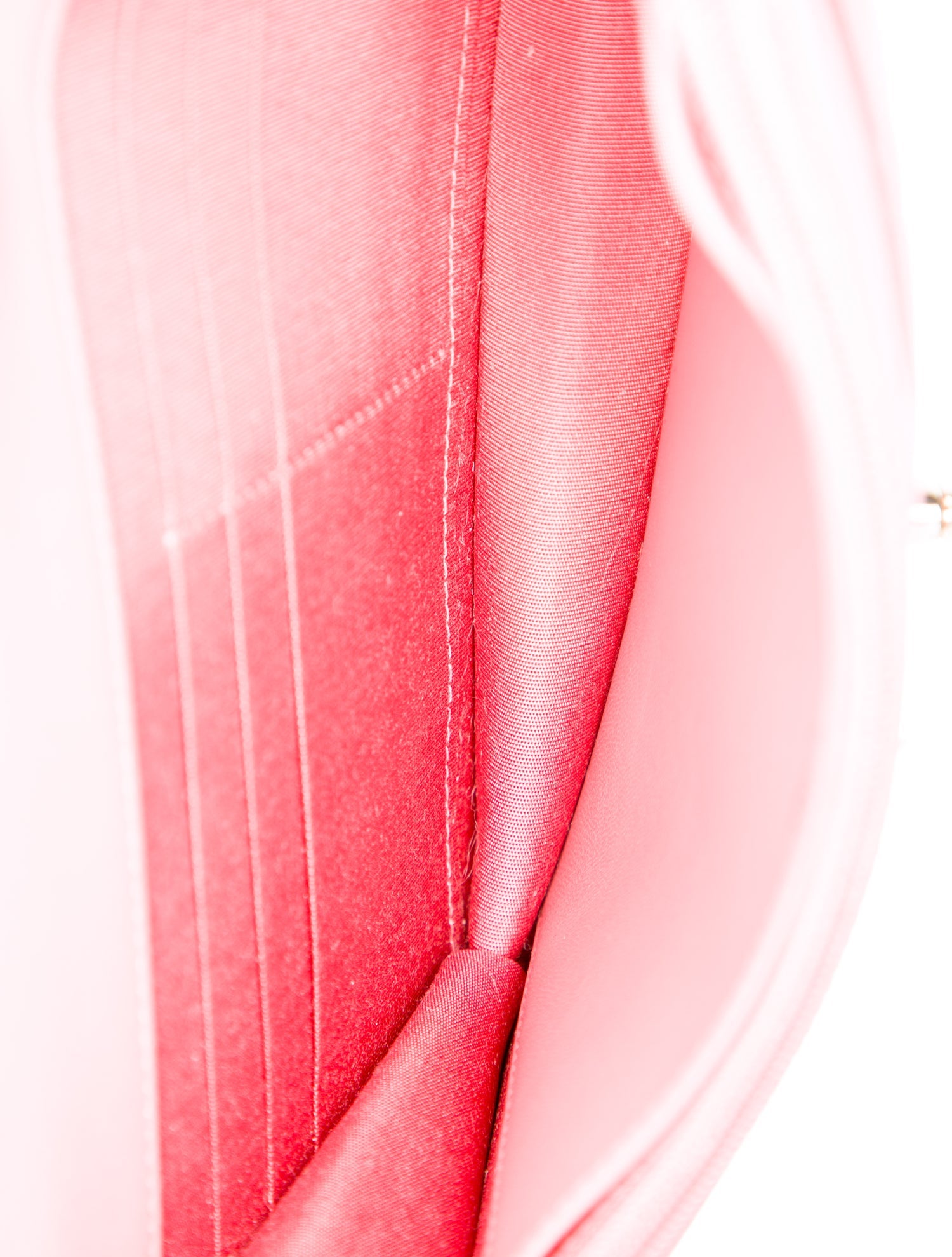 Chanel Trendy CC Wallet On Chain