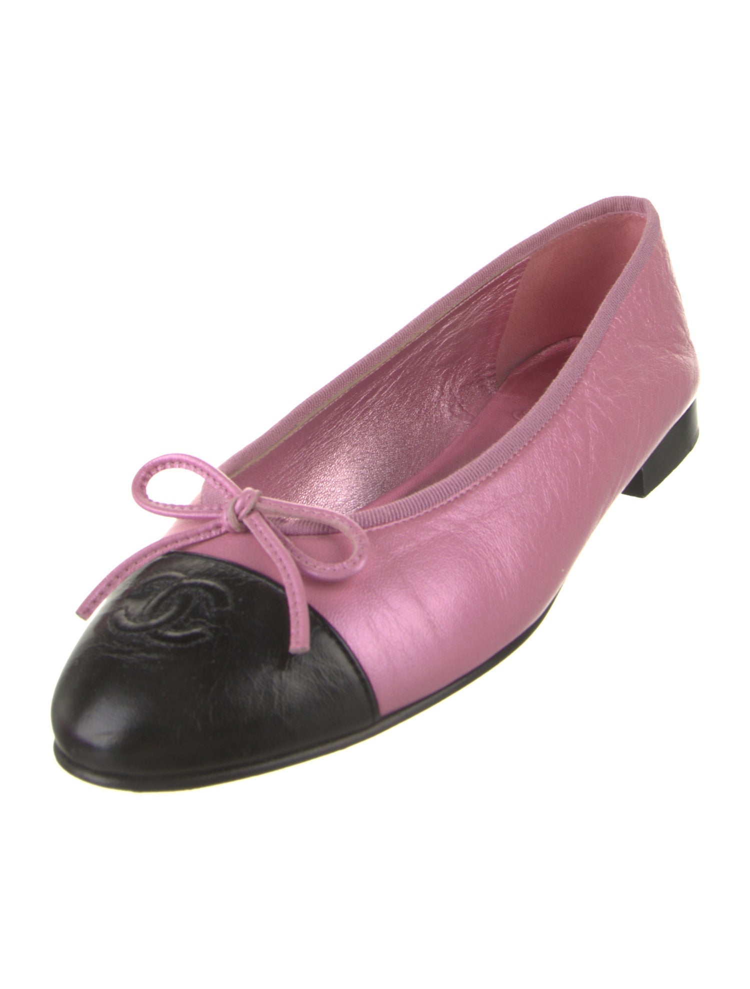 Chanel Interlocking CC Logo Leather Ballet Flats