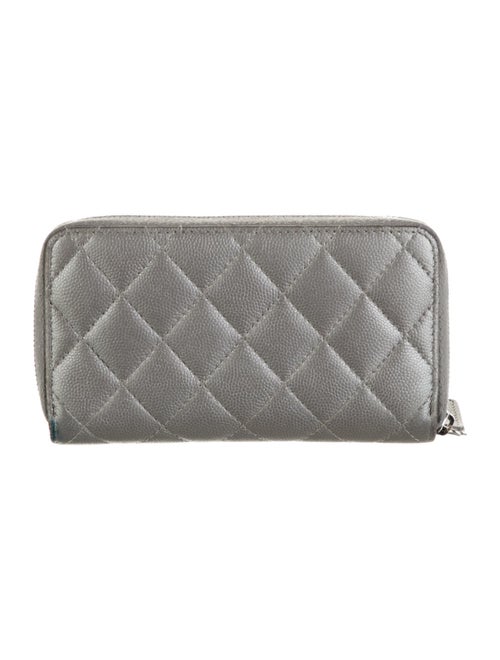 Chanel 2017-2018 Interlocking CC Logo Continental Wallet