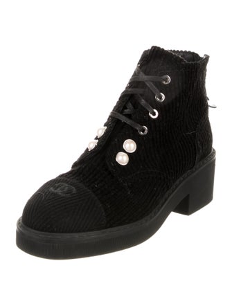 Chanel 2018 Interlocking CC Logo Lace-Up Boots