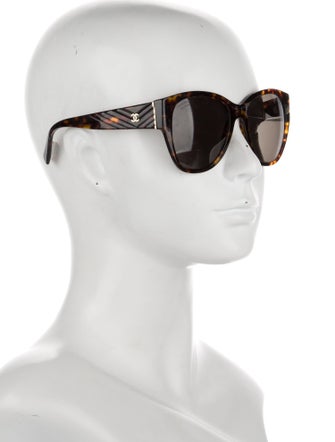 Chanel Interlocking CC Logo Oversize Sunglasses