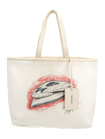 Chanel Totes Mobile Art Tote
