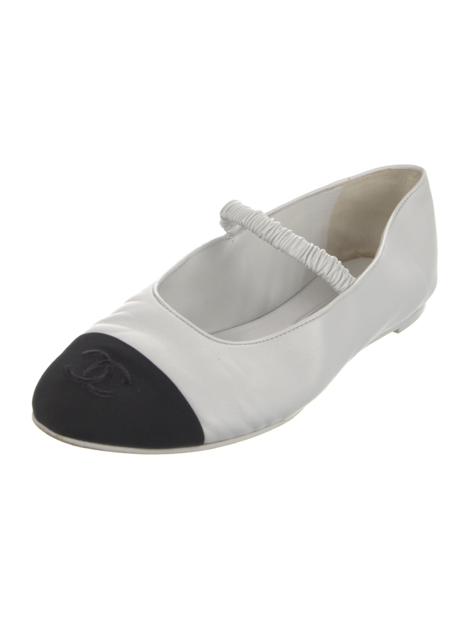 Chanel 2024 Interlocking CC Logo Mary Jane Flats