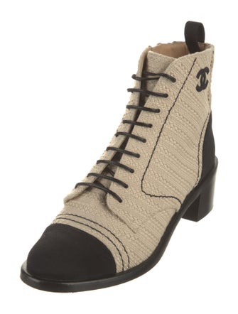 Chanel 2019 Interlocking CC Logo Lace-Up Boots