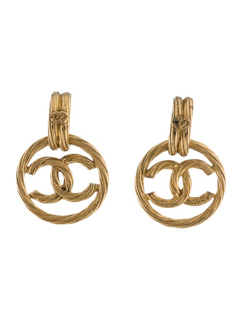 Chanel Vintage CC Clip-On Earrings