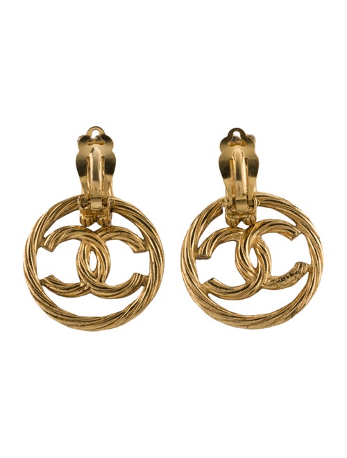 Chanel Vintage CC Clip-On Earrings