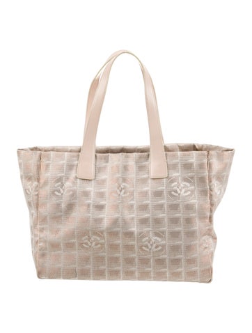 Chanel Totes Travel Ligne Tote