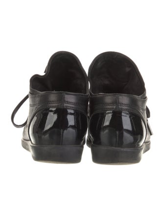 Chanel Interlocking CC Logo Leather Sneakers