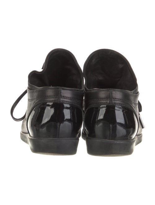 Chanel Interlocking CC Logo Leather Sneakers