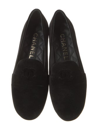 Chanel 267 2023 Interlocking CC Logo Loafers