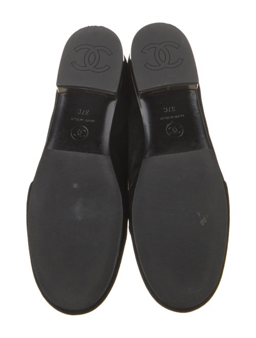 Chanel 267 2023 Interlocking CC Logo Loafers