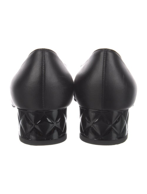 Chanel 2023 Interlocking CC Logo Pumps