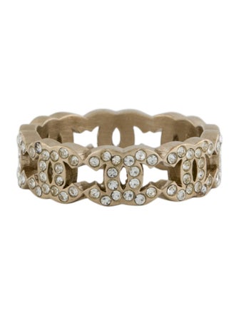 Chanel Strass CC Band Ring