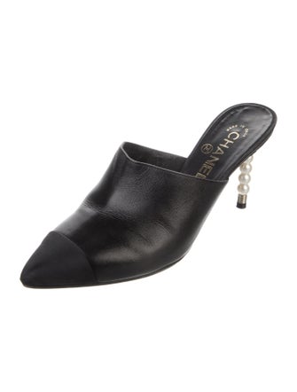 Chanel 2020 Interlocking CC Logo Mules