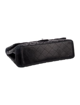Chanel Classic Maxi Double Flap Bag